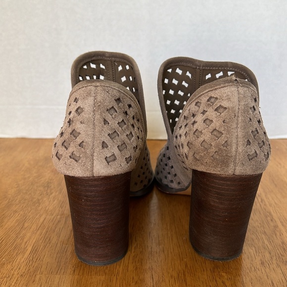 VINCE CAMUTO WESTERN POINTED TOE PUMPS PERFORATED BROWN SUEDE ANKLE BOOTIES - Picture 4 of 10